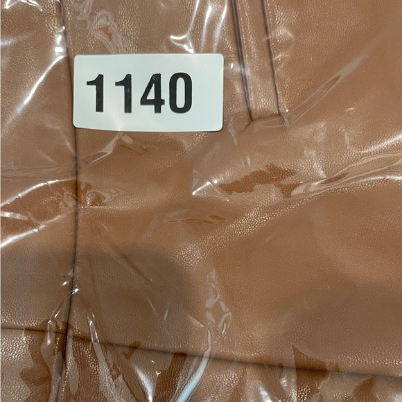 JCrew Pants Size 8P Saddle Color Faux Leather Front Pockets Straight Leg Sleek - Picture 4 of 4